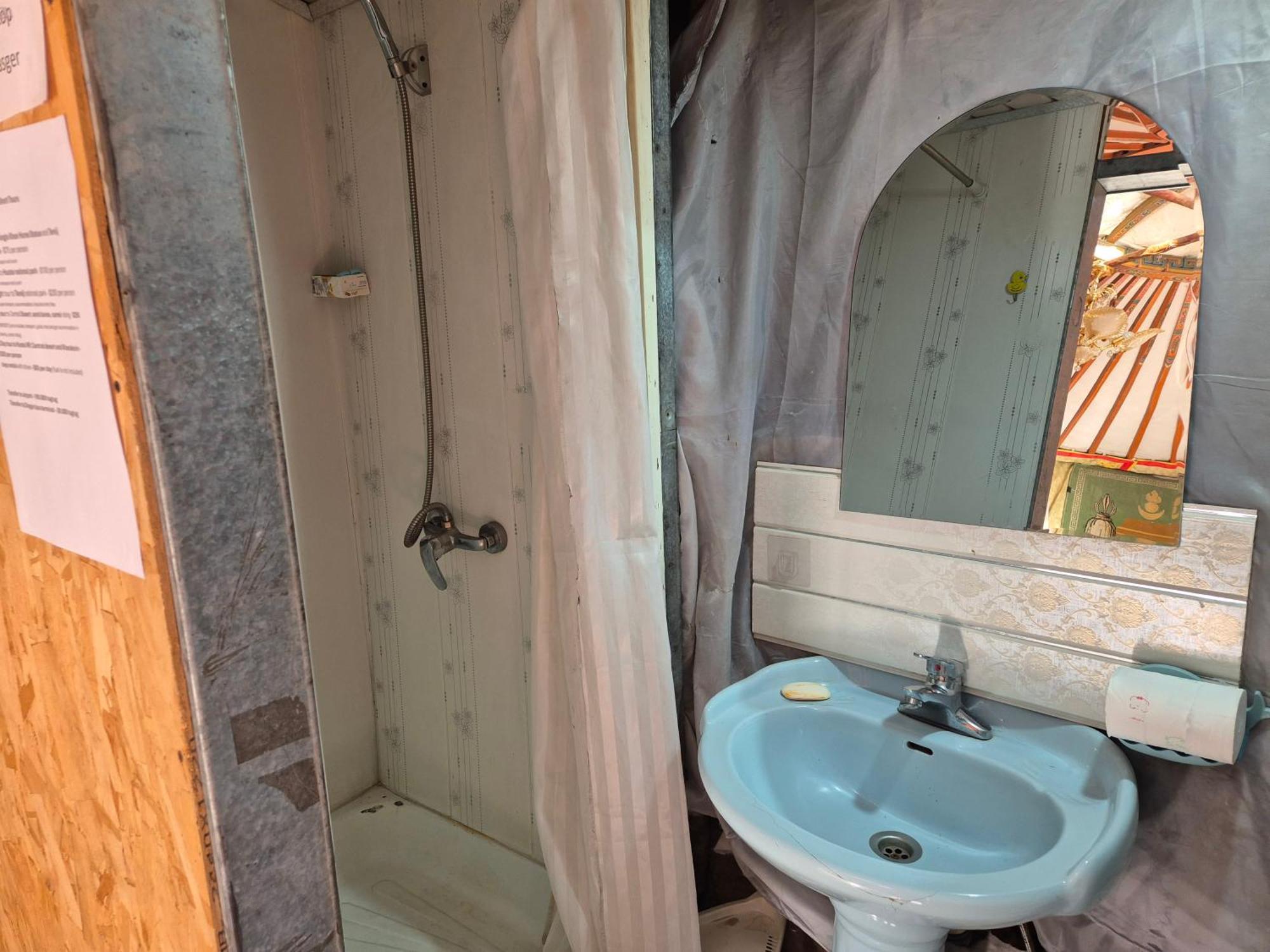אולן בטור Gana'S Guest House And Tours מראה חיצוני תמונה