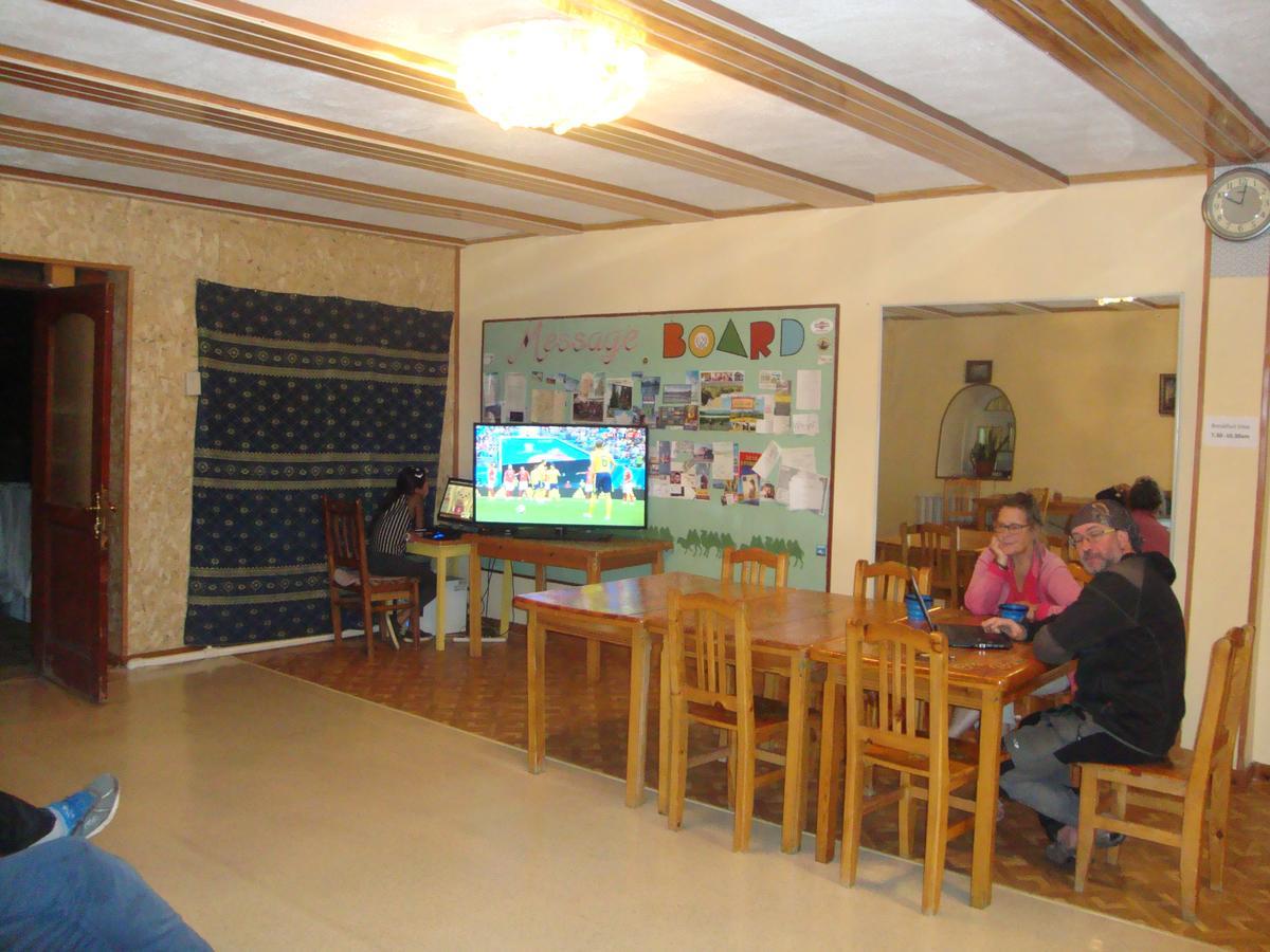 אולן בטור Gana'S Guest House And Tours מראה חיצוני תמונה